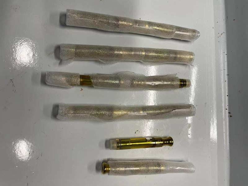 创意藏毒新招 海关查获的“中性笔”大麻油令人警醒
